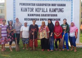 Menghidupkan Ekonomi Warga Desa