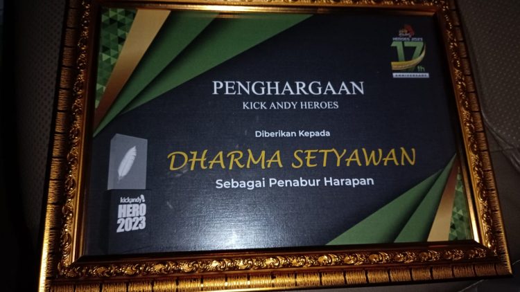Founder Payungi Dharma Setyawan Raih Penghargaan Kategori Penabur Harapan di Kick Andy Heroes 2023