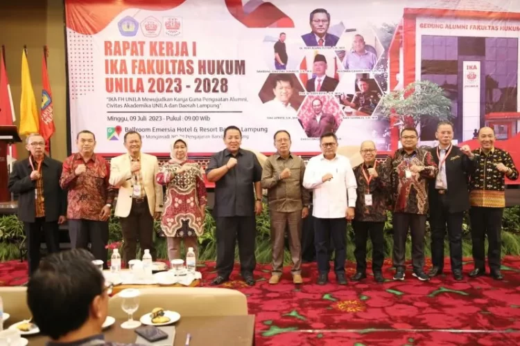 Ketua DPRD Provinsi Lampung Mingrum Gumay Hadiri Raker IKA FH Unila