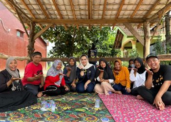 Reses, Anggota DPRD Provinsi Lampung Siti Rahma ajak Petani Kembangkan Pupuk Kumpos